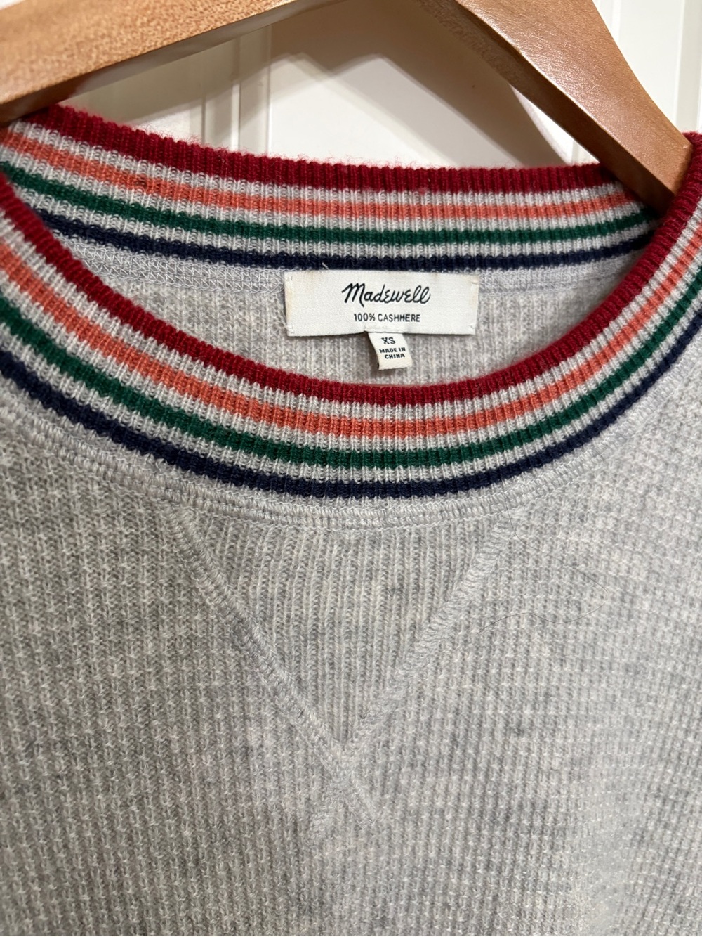 Like new Madewell size XS Light Gray waffle cashmere sweater with rainbow trim - Picture 3 of 10